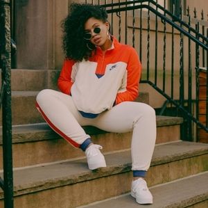 Nike Women's SPORTSWEAR microfleece set